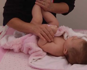 A Holistic Health Specialist's Tips on Giving a Newborn Massage