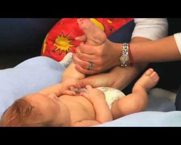 Infant Massage Techniques | Isis Parenting