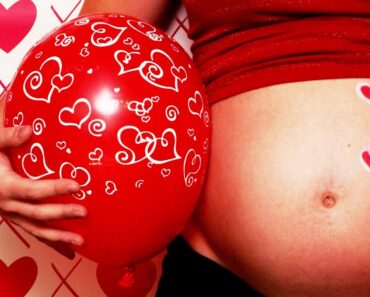 How to Bond with Your Unborn Baby | Pregnancy