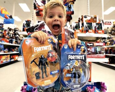 4 Year Old Tydus FORTNITE TOYS REVIEW!!