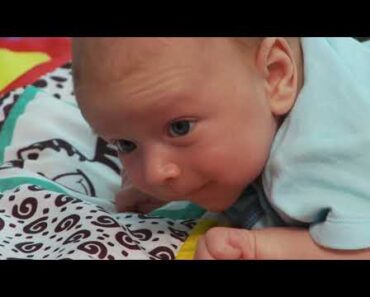 Encouraging your baby’s development with tummy time | Parenting skills | Mater Mothers