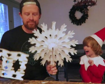 SNOWFLAKE CHALLENGE WITH AN ELF- a parents guide to the elf on the shelf