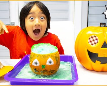 Ryan's Halloween Science Experiment For Kids DIY Elephant Toothpaste!!