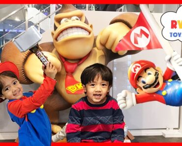 TOY HUNT Shopping Toys for Kids Nintendo World Store NYC