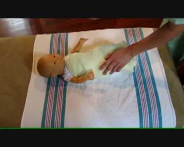 How to Easily and Safely Swaddle a Baby – Newborn Care Tips