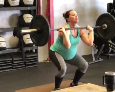 Pregnancy WOD: Dads pay tribute to their wives!