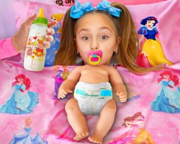 Sasha and Magical Transformations in Dolls   Compilation from Smile Toys Review for kids