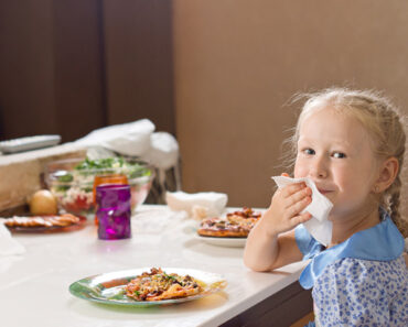 15 Good Table Manners For Kids To Teach