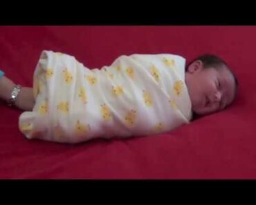 How to Swaddle Your Newborn—Pro Tips!