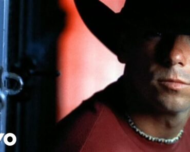 Kenny Chesney – There Goes My Life (Official Music Video)
