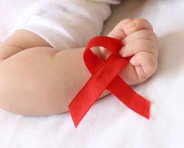 HIV In Babies: Symptoms, Diagnosis And Treatment