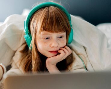 Can headphones really cause hearing loss in kids?