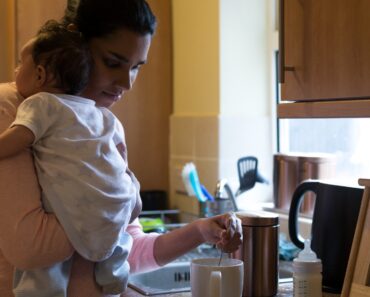 7 ways pandemic parenting felt like postpartum all over again