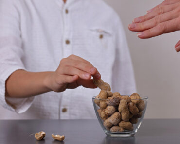 Symptoms Of Food Allergies In Children, Causes And Treatment