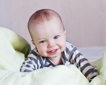 Late Teething In Babies: 10 Reasons And Complications