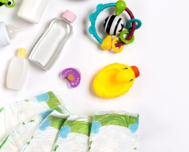 Here’s all the free baby stuff you can get in Canada