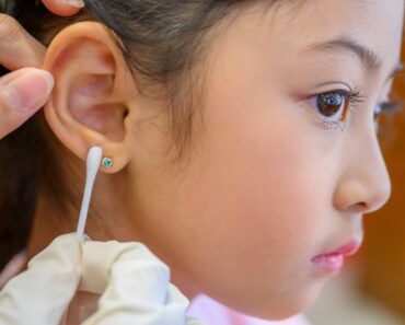 Here’s why I got my 5-year-old’s ears pierced at a tattoo & piercing studio