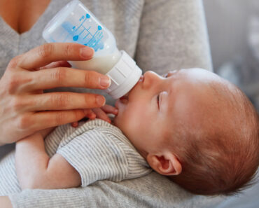 Everything you need to know about breast milk storage