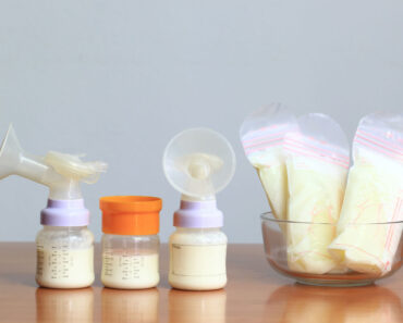 6 magical ways that breast milk changes to meet your baby’s needs