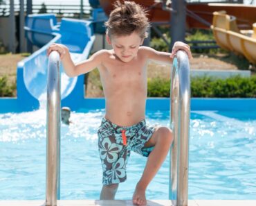 Can a kid’s penis really get trapped in swimsuit mesh?