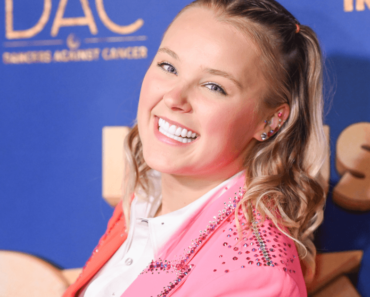Is JoJo Siwa Pregnant? Here’s What We Know